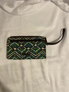 Vera Bradley Geometric Multicolor Wristlet Wallet Zipper Wrist Strap Credit Card